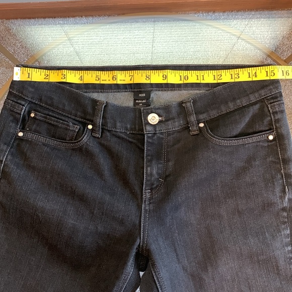 White House Black Market Slim Leg Jeans Size 6R - Picture 9 of 16